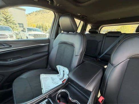 New 2026 Jeep Grand Cherokee Altitude AWD/4WD image 16