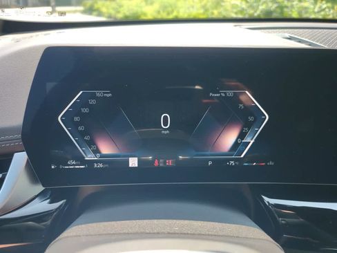 Used 2025 BMW X1 xDrive28i w/ Convenience Package image 21