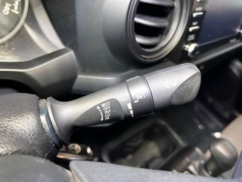 Used 2021 Toyota Tacoma SR image 29