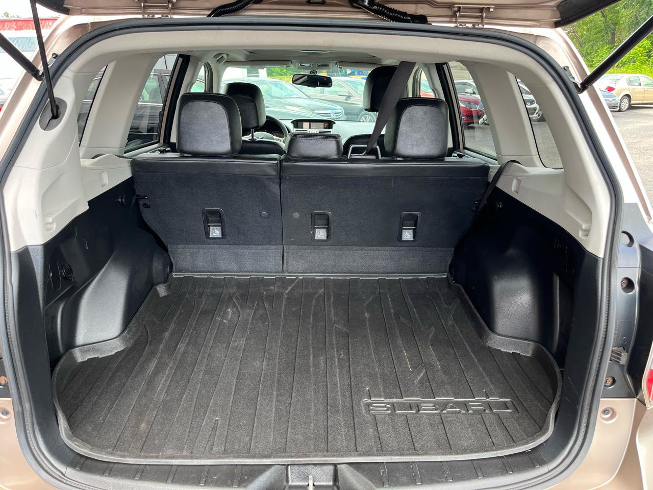 Used 2014 Subaru Forester 2.5i Limited w/ Popular Package #1 AWD/4WD image 6