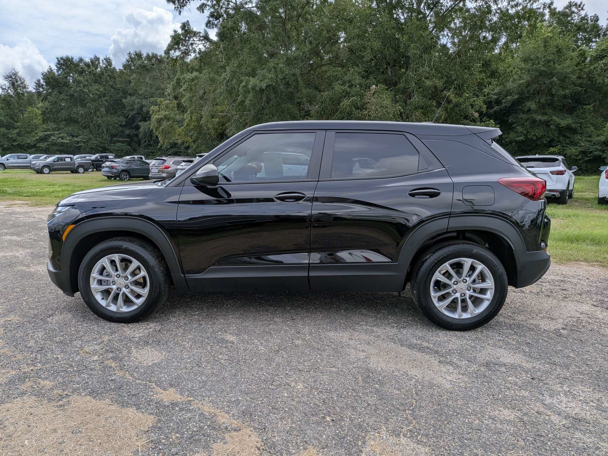 Used 2026 Chevrolet TrailBlazer LS w/ LS Convenience Package FWD image 7