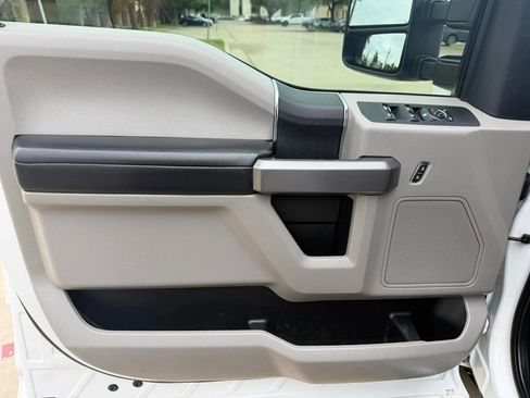 Used 2020 Ford F250 XLT w/ XLT Value Package AWD/4WD image 11