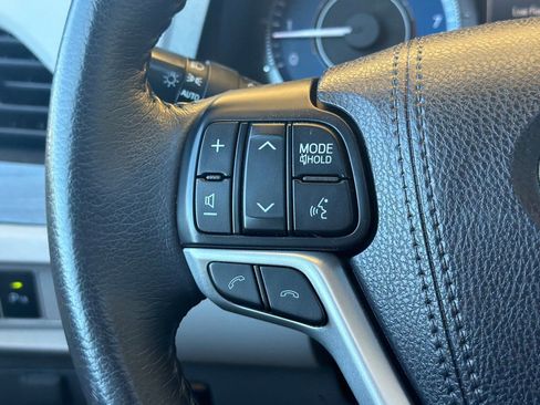 Certified 2018 Toyota Sienna XLE w/ XLE Navigation Package FWD image 29