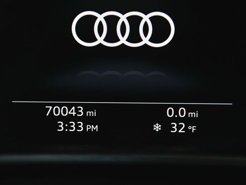 Used 2020 Audi Q3 2.0T Premium Plus w/ Premium Plus Package image 22