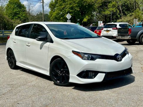 Used 2017 Toyota Corolla iM image 27