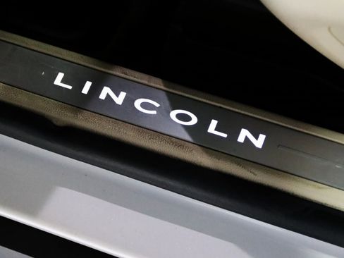 Used 2017 Lincoln MKC Select w/ Lincoln MKC Climate Package image 66