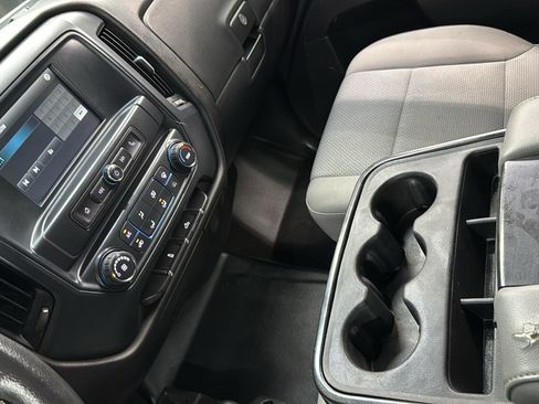 Used 2018 Chevrolet Silverado 2500 W/T w/ WT Convenience Package image 16