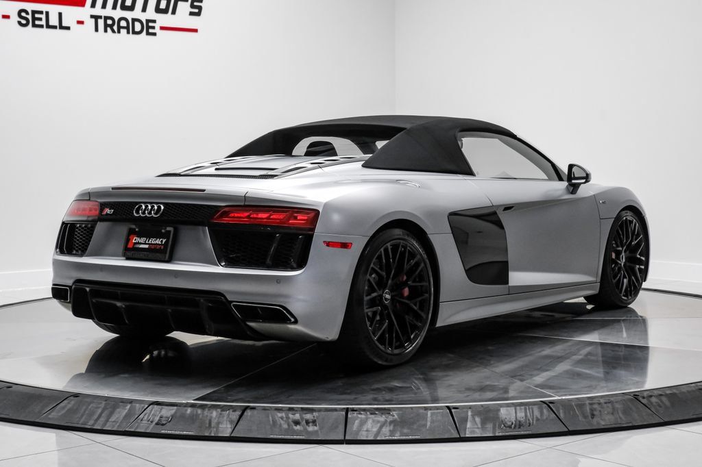Used 2018 Audi R8 V10 AWD/4WD image 15