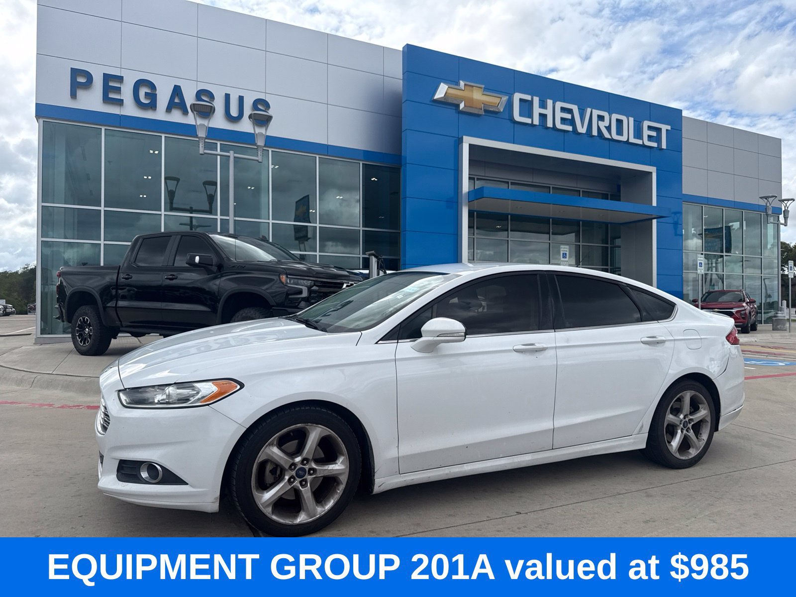 Used 2015 Ford Fusion SE w/ Equipment Group 201A FWD 360° Tour