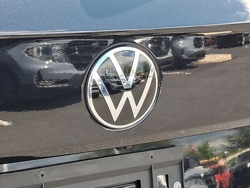 Used 2024 Volkswagen Taos S AWD/4WD image 31