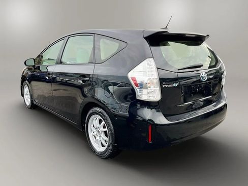 Used 2012 Toyota Prius V Two image 5