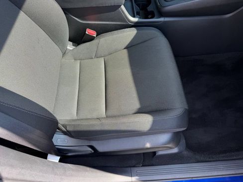 Used 2023 Honda CR-V EX image 18
