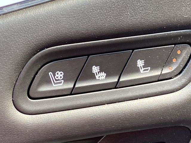 Certified 2023 Cadillac Escalade V AWD/4WD image 20