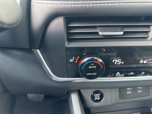 Used 2026 Nissan Rogue SV w/ SV Premium Package image 5