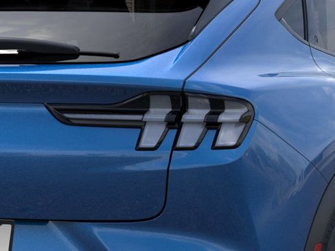 New 2025 Ford Mustang Mach-E Select image 21