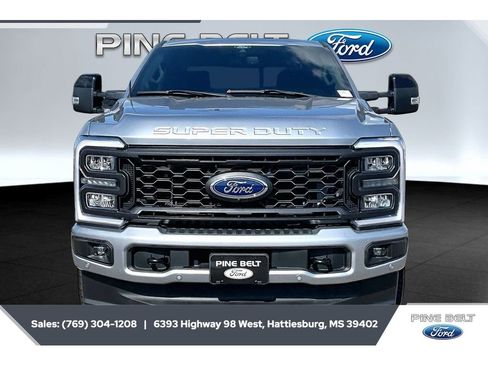 Used 2024 Ford F250 Lariat w/ Lariat Ultimate Package AWD/4WD image 3