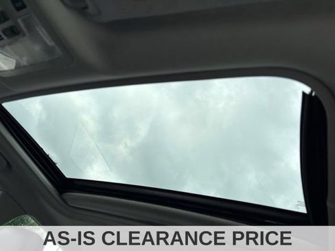 Used 2015 Toyota Camry XSE w/ Moonroof Package FWD image 32