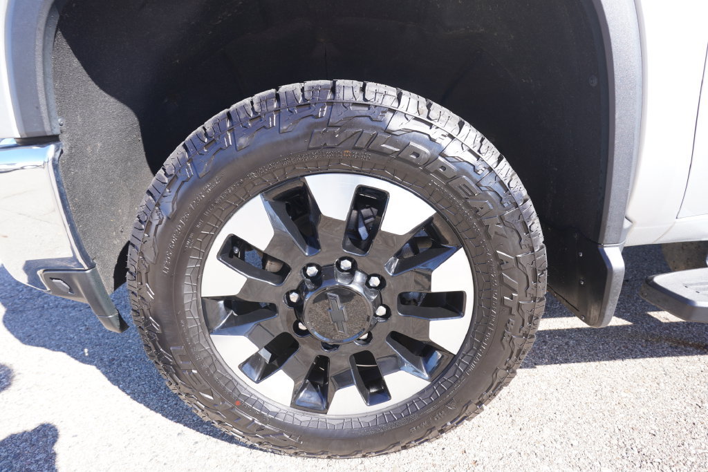 Used 2020 Chevrolet Silverado 3500 LT w/ All Star Edition AWD/4WD image 23