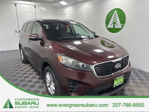 Used 2019 Kia Sorento AWD w/ LX Convenience Package image 1