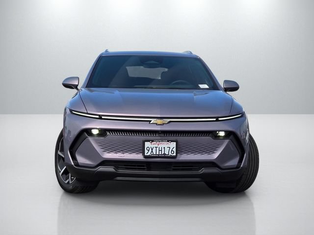 Used 2026 Chevrolet Equinox EV LT FWD image 2