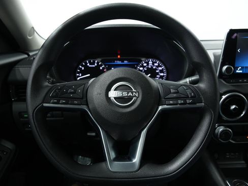 Used 2024 Nissan Sentra SV image 31