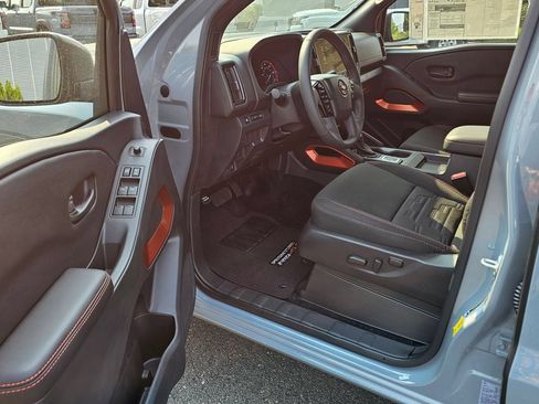New 2026 Nissan Frontier PRO-4X w/ Tow Package AWD/4WD image 15