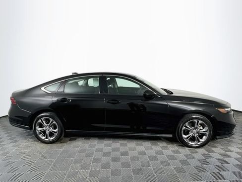 Certified 2023 Honda Accord EX image 7