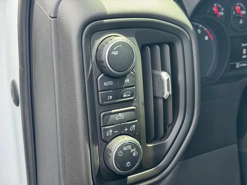 Used 2019 Chevrolet Silverado 1500 Custom AWD/4WD image 14