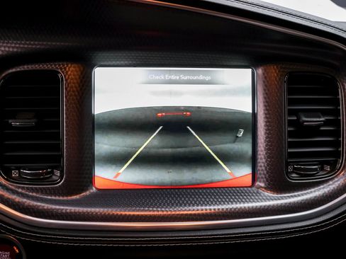 Used 2022 Dodge Charger SRT Hellcat w/ Harman/Kardon Audio Group image 36