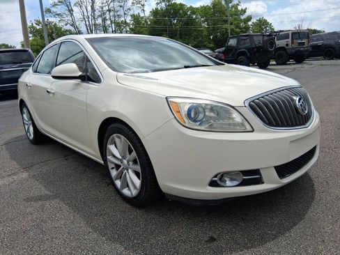 Used 2013 Buick Verano FWD image 3