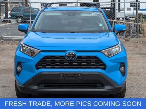 Used 2019 Toyota RAV4 XLE w/ Convenience Package image 8