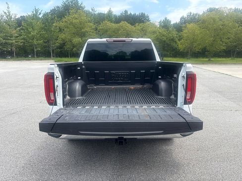 Used 2025 GMC Sierra 1500 SLT RWD image 28