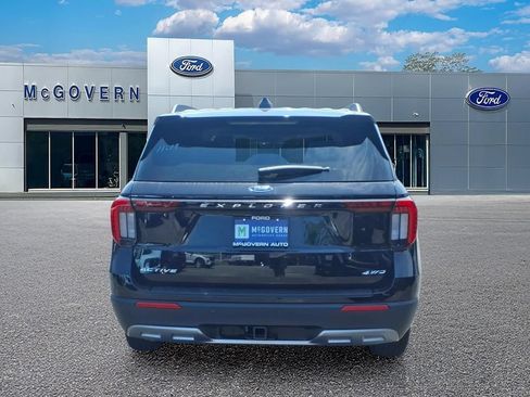 New 2026 Ford Explorer Active w/ Active Comfort Package AWD/4WD image 6