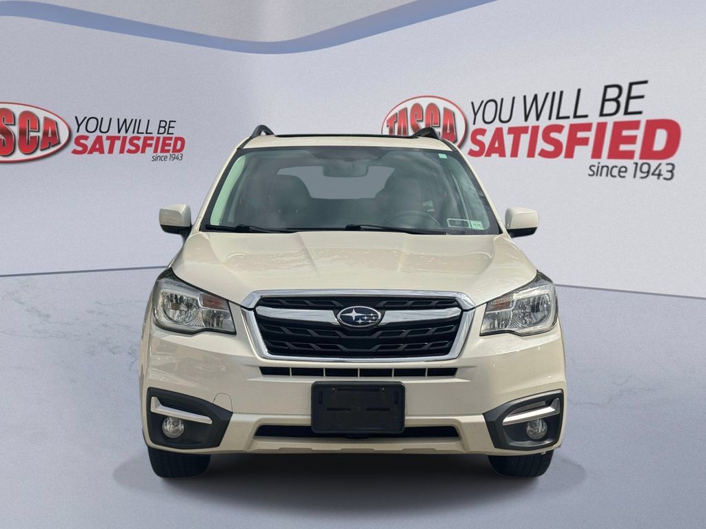 Used 2018 Subaru Forester 2.5i Limited AWD/4WD image 2