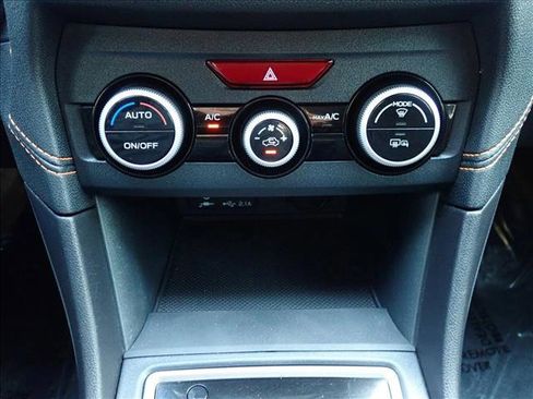 Used 2023 Subaru Crosstrek 2.5i Limited w/ Popular Package #4 image 19