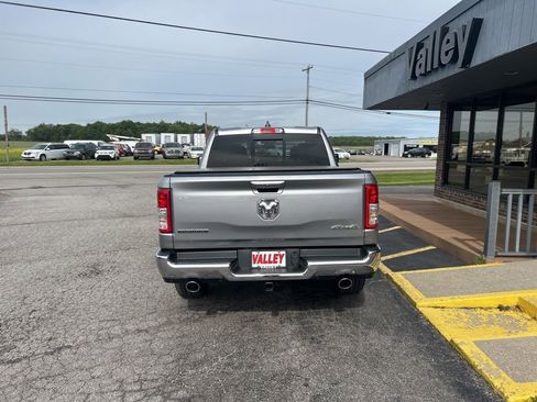 Used 2020 RAM 1500 Big Horn AWD/4WD image 4
