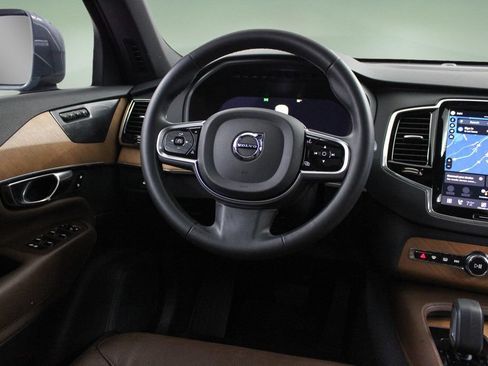 Certified 2023 Volvo XC90 B6 Plus w/ Protection Package Premier AWD/4WD image 18