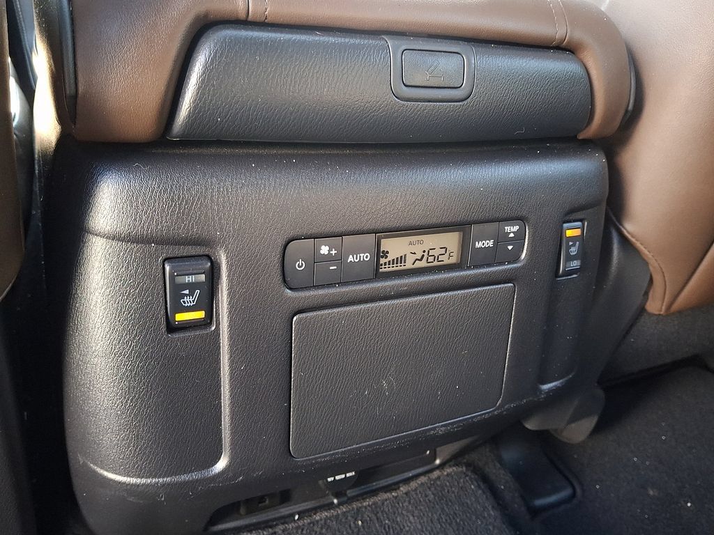 Certified 2023 Nissan Armada Platinum w/ Cargo Package AWD/4WD image 14