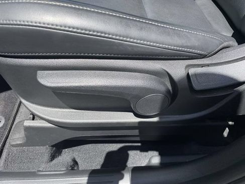 Certified 2024 Kia Telluride LX FWD image 19