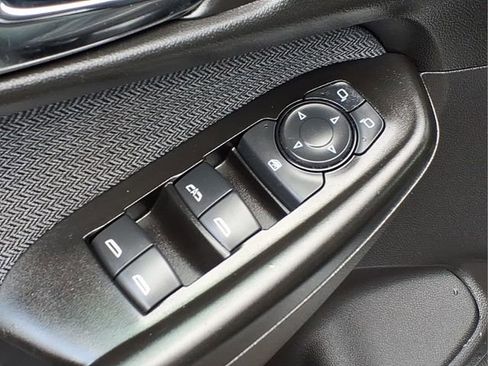 Used 2024 Chevrolet TrailBlazer LT w/ LT Cold Weather Package image 16