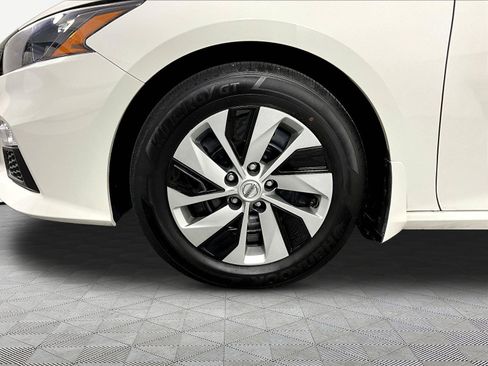 Certified 2022 Nissan Altima 2.5 S w/ Driver Assist Package FWD image 33
