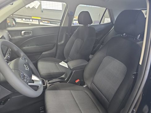 New 2026 Hyundai Venue SE FWD image 15