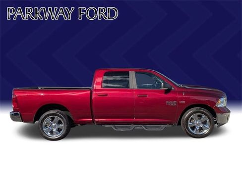 Used 2019 RAM 1500 Big Horn image 4