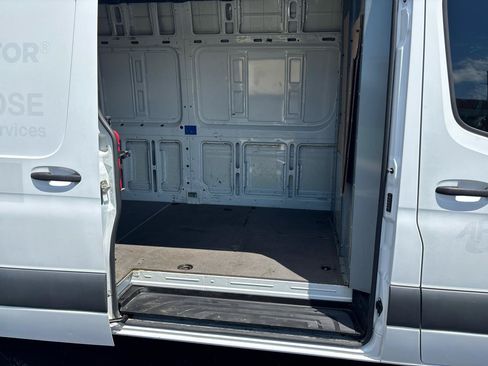 Used 2020 Mercedes-Benz Sprinter 3500 image 9