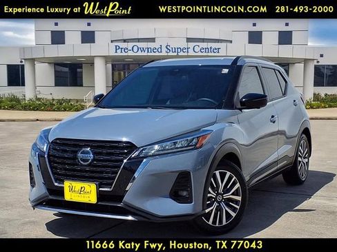 Used 2021 Nissan Kicks SR w/ SR Premium Package FWD image 1