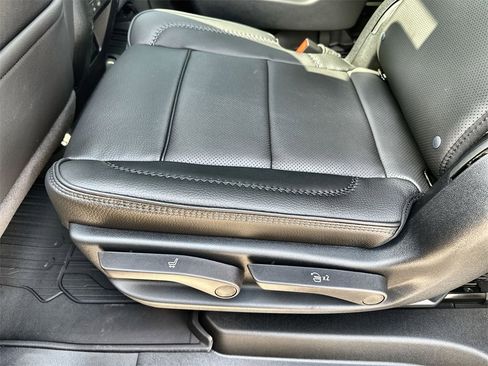 New 2026 GMC Yukon XL Denali image 17