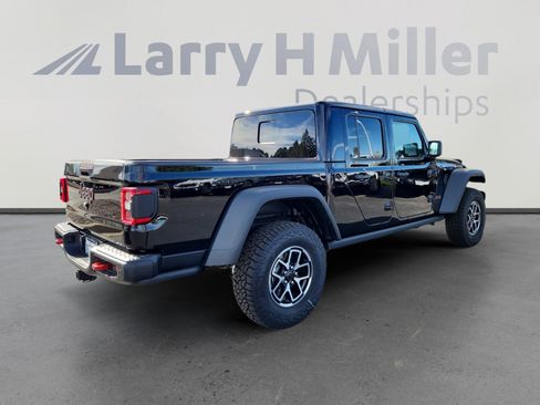 New 2025 Jeep Gladiator Rubicon w/ Safety Group image 5