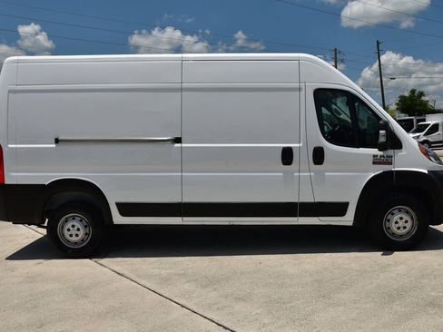 Used 2022 RAM ProMaster 2500 FWD image 8