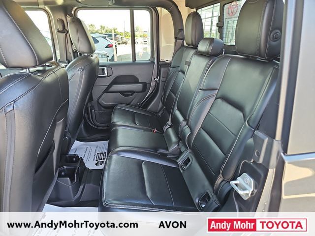 Used 2020 Jeep Gladiator Overland AWD/4WD image 24