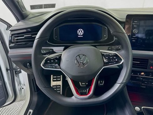 Used 2025 Volkswagen Jetta GLI Autobahn image 12